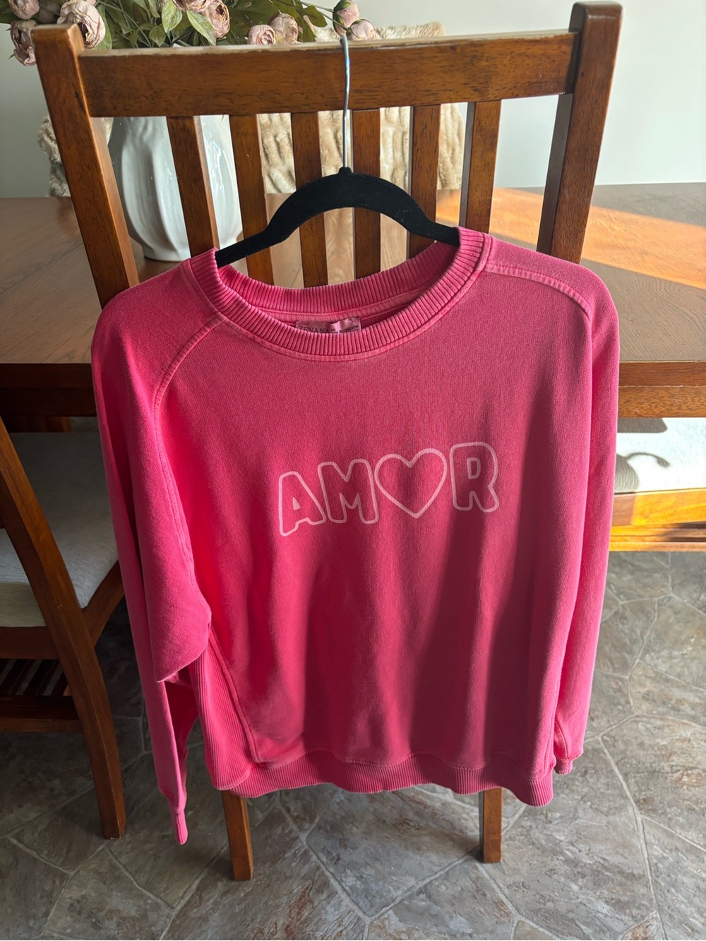 Pink AMOR Graphic womens  Sweatshirt
